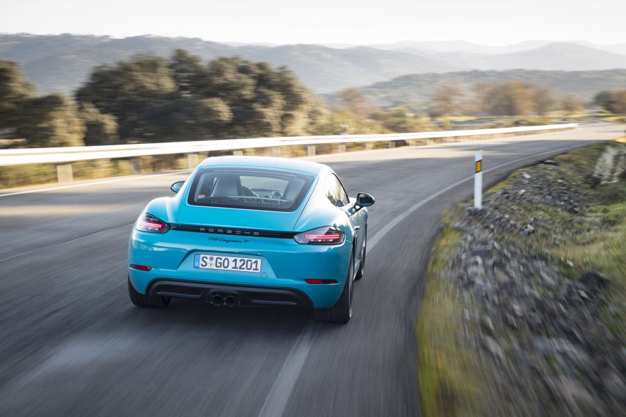  Porsche 718 Cayman T (982C) 2019 года  (WW) (фото 24 из 73)